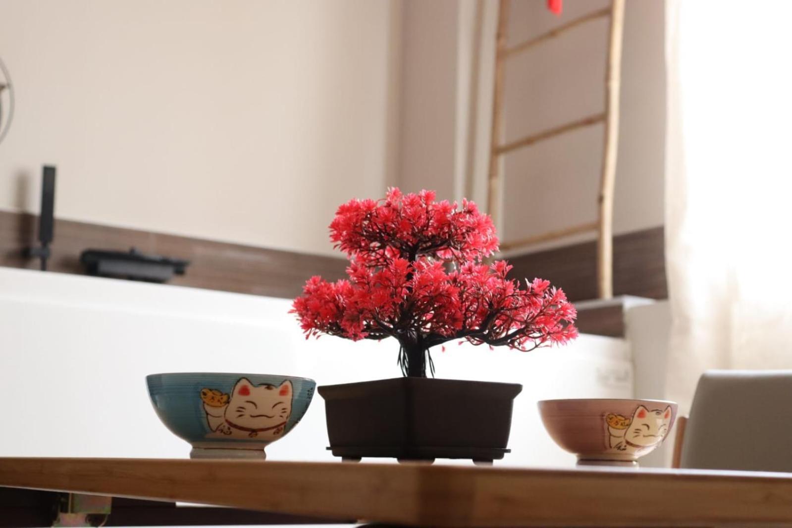 Loveroom Japon Avec Balneotherapie Тулон Экстерьер фото